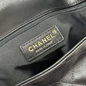 HIPPIE HOBO POSTMAN BAG 30 IN BLACK CALFSKIN GOLD HARDWARE