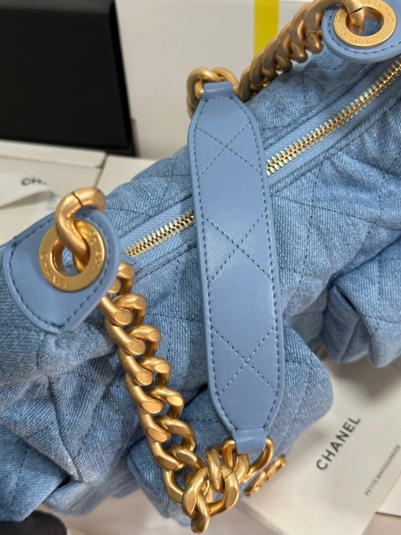 img_b885826e_20250112_i1736659380574_7361_0_4_jpg CC 25C Hobo 31cm Baby Blue Demin Gold Hardware 243565