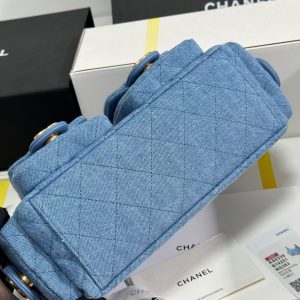 img_b885826e_20250112_i1736659381402_8067_0_7_jpg CC 25C Hobo 31cm Baby Blue Demin Gold Hardware 243565