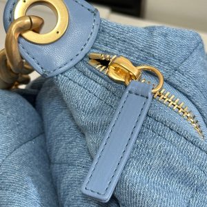 img_b885826e_20250112_i1736659480005_1695_0_4.jpg_1 CC 25C Hobo 35cm Baby Blue Demin Gold Hardware 243567