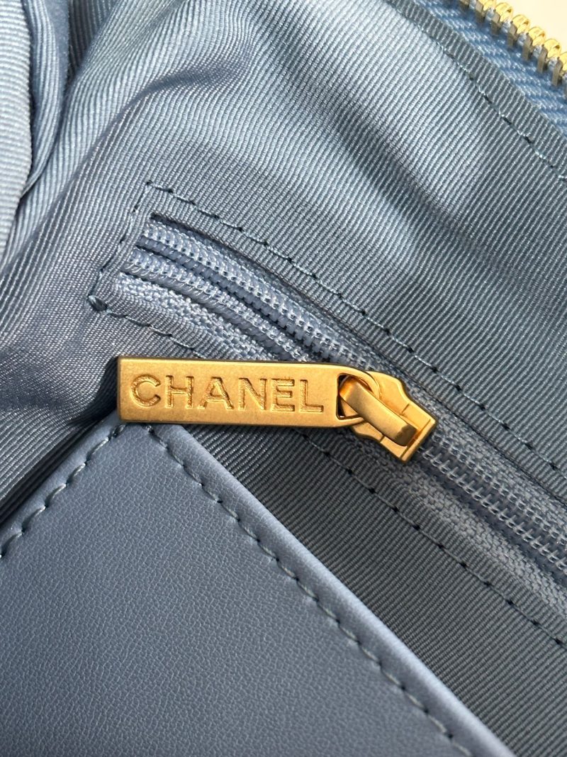 img_b885826e_20250112_i1736659480493_41_0_7.jpg_1 CC 25C Hobo 35cm Baby Blue Demin Gold Hardware 243567