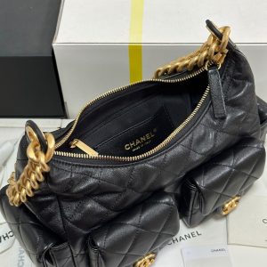 CC 25C Hobo 31cm Black Lambskin Gold Hardware 243540