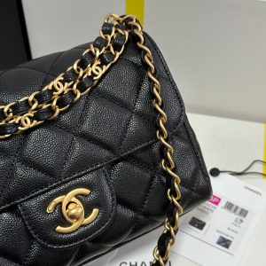 CC 25P Flap 18 Bag Black Cowhide Gold Hardware 243560