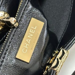 CC 25P Mini 31 Bag Black Waxed Sheepskin Gold Hardware 243582