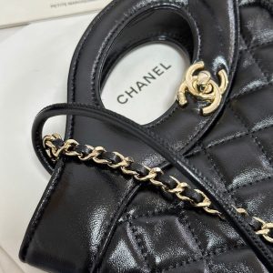 CC 25P Mini 31 Bag Black Waxed Sheepskin Gold Hardware 243582