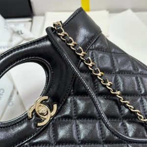 CC 25P Mini 31 Bag Black Waxed Sheepskin Gold Hardware 243582