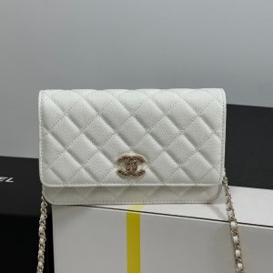CC 25P Wallet On Chain 19cm White Cowhide Heart Rhinestone 243592