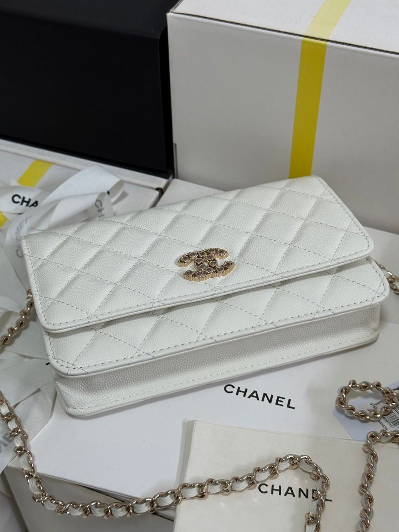 CC 25P Wallet On Chain 19cm White Cowhide Heart Rhinestone 243592