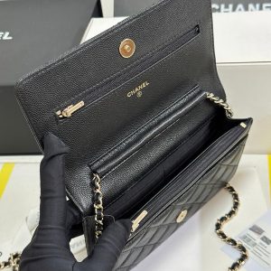 CC 25P Wallet On Chain 19cm Black Cowhide Heart Rhinestone 243601