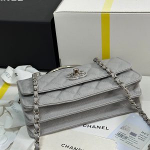 img_b885826e_20250327_i1743089547103_4125_0_8_jpg CC 25P Wallet Woc Handle 17cm Light Gray Leather Silver Hardware 243436