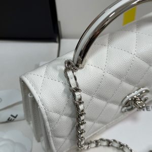 img_b885826e_20250328_i1743135638718_8685_0_3_jpg CC 25P Wallet Woc Handle 17cm White Leather Silver Hardware 243442