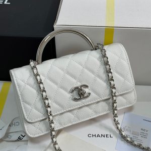img_b885826e_20250328_i1743135639324_7458_0_0_jpg CC 25P Wallet Woc Handle 17cm White Leather Silver Hardware 243442