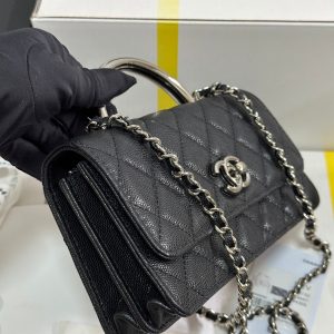 img_b885826e_20250328_i1743135745615_2160_0_4_jpg CC 25P Wallet Woc Handle 17cm Black Leather Silver Hardware 243445