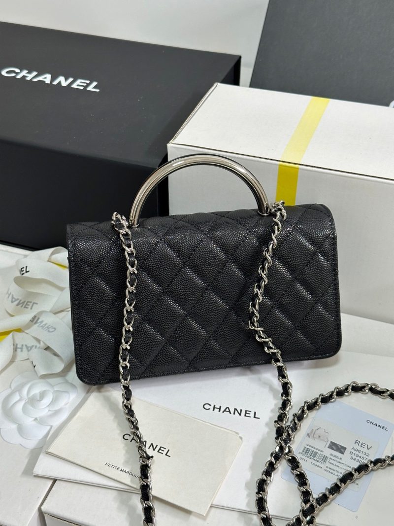 img_b885826e_20250328_i1743135745665_2996_0_8_jpg CC 25P Wallet Woc Handle 17cm Black Leather Silver Hardware 243445