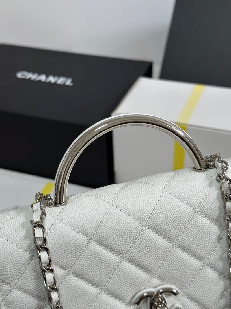 img_b885826e_20250328_i1743136037917_4323_0_2_jpg CC 25P Wallet Woc Handle 19cm White Leather Silver Hardware 243451