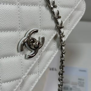 img_b885826e_20250328_i1743136037927_2756_0_4_jpg CC 25P Wallet Woc Handle 19cm White Leather Silver Hardware 243451