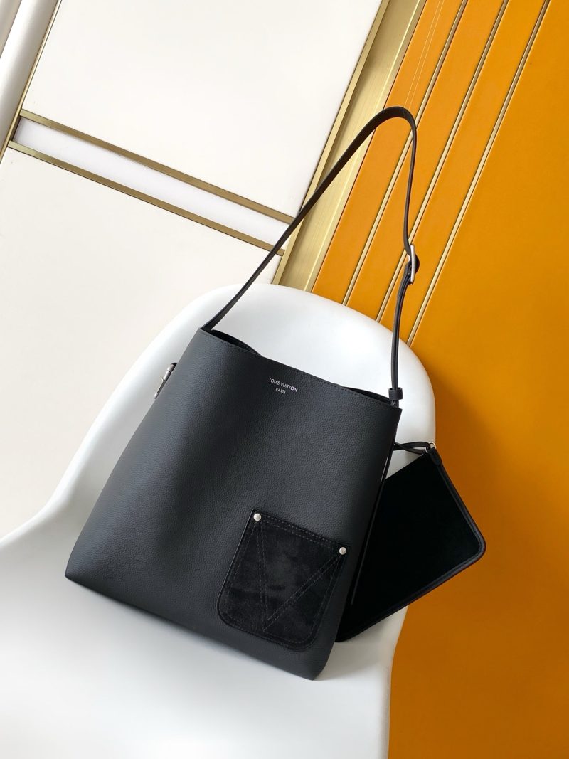 img_baa3ce0a_20251223_i1766470370701_5216_0_0.jpg_2 LV Verso Hobo Black Calfskin Suede