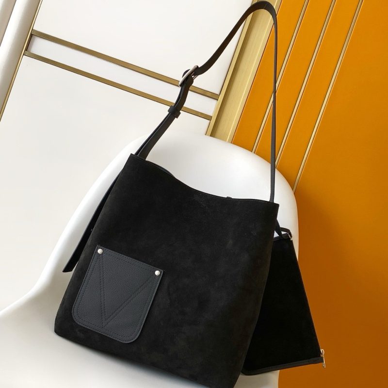 img_baa3ce0a_20251227_i1766844587472_9926_0_8.jpg_2 LV Verso Hobo Black Calfskin Suede