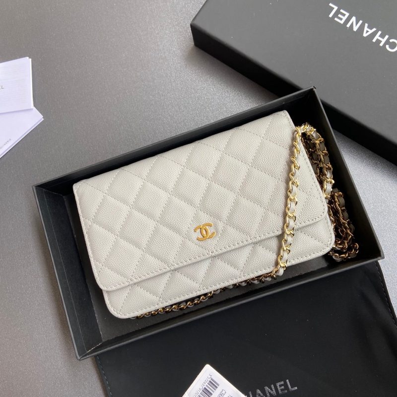 CC Wallet On Chain 20cm White Caviar Leather Gold Hardware 240157