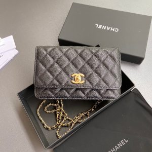 CC Wallet On Chain 20cm Black Caviar Leather Gold Hardware 240164