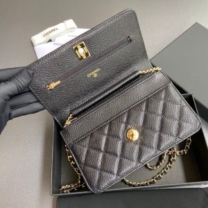 CC Wallet On Chain 20cm Black Caviar Leather Gold Hardware 240164