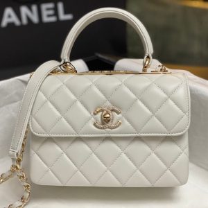 MINI FLAP BAG 19 IN WHITE CALFSKIN DIAMOND LOGO