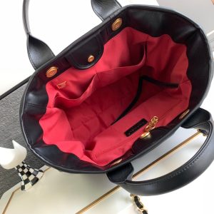 CC MEDIUM DEAUVILLE TOTE BAG 33CM BLACK CALFSKIN GHW