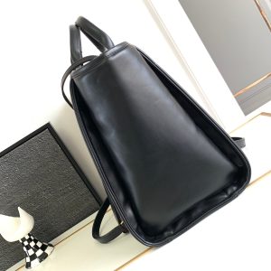 CC LARGE DEAUVILLE TOTE BAG 38CM BLACK CALFSKIN GHW