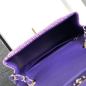 CC CLASSIC 20 HANDBAG IN LIGHT PURPLE WOOL TWEED