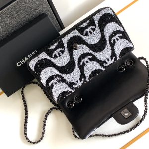 flap bag medium 25 black grey sequin silver hardware