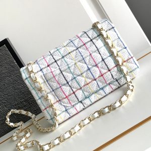 CC MEDIUM 25 FLAP BAG IN WHITE WOOL TWEED