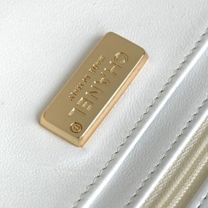 MINI 20 CLASSIC HANDBAG IN WHITE EMBROIDERED TWEED SEQUINS