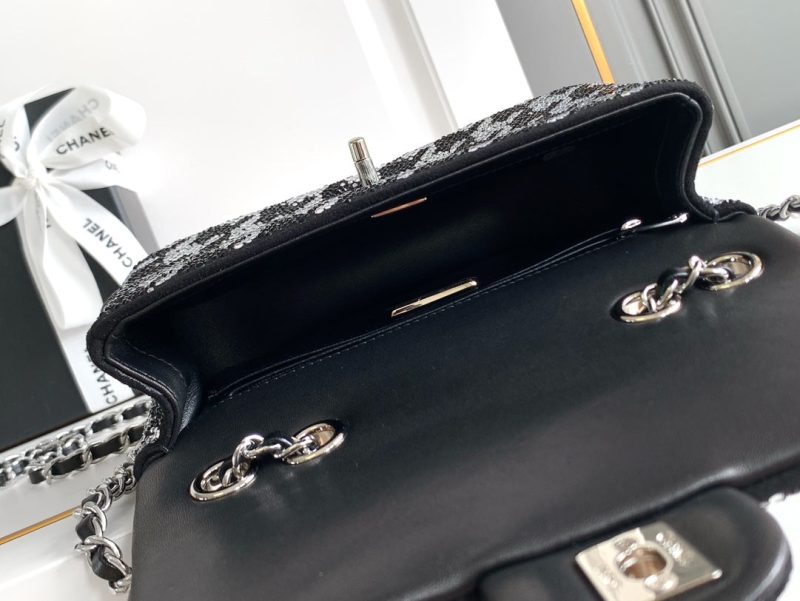 CC 21 EVENING BAG IN BLACK MIX SILVER CALFSKIN