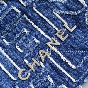 CC MEDIUM 42 BAG IN NAVY BLUE DENIM