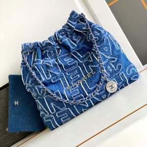 CC MEDIUM 37 BAG IN NAVY BLUE DENIM