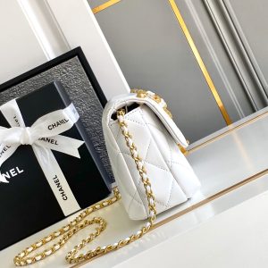 CC MINI 20 FLAP BAG IN WHITE LAMBSKIN GOLD HARDWARE