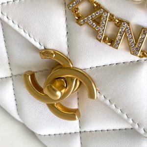 CC MINI 20 FLAP BAG IN WHITE LAMBSKIN GOLD HARDWARE