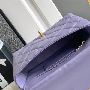 CC MEDIUM 22 FLAP BAG IN LIGHT PURPLE LAMBSKIN GOLD HARDWARE