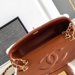 Flap Bag Small 23cm White Brown Sherling Lambskin Gold Hardware