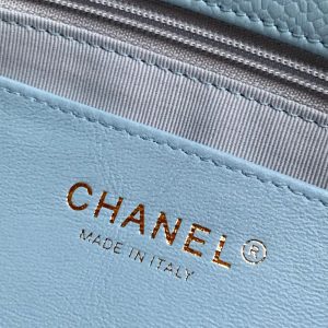 CLASSIC FLAP BAG 22 IN SKY BLUE CALFSKIN GOLD HARDWARE