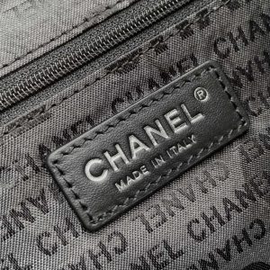 CC Vintage Hobo Bag 30cm Black Lambskin Silver Hardware