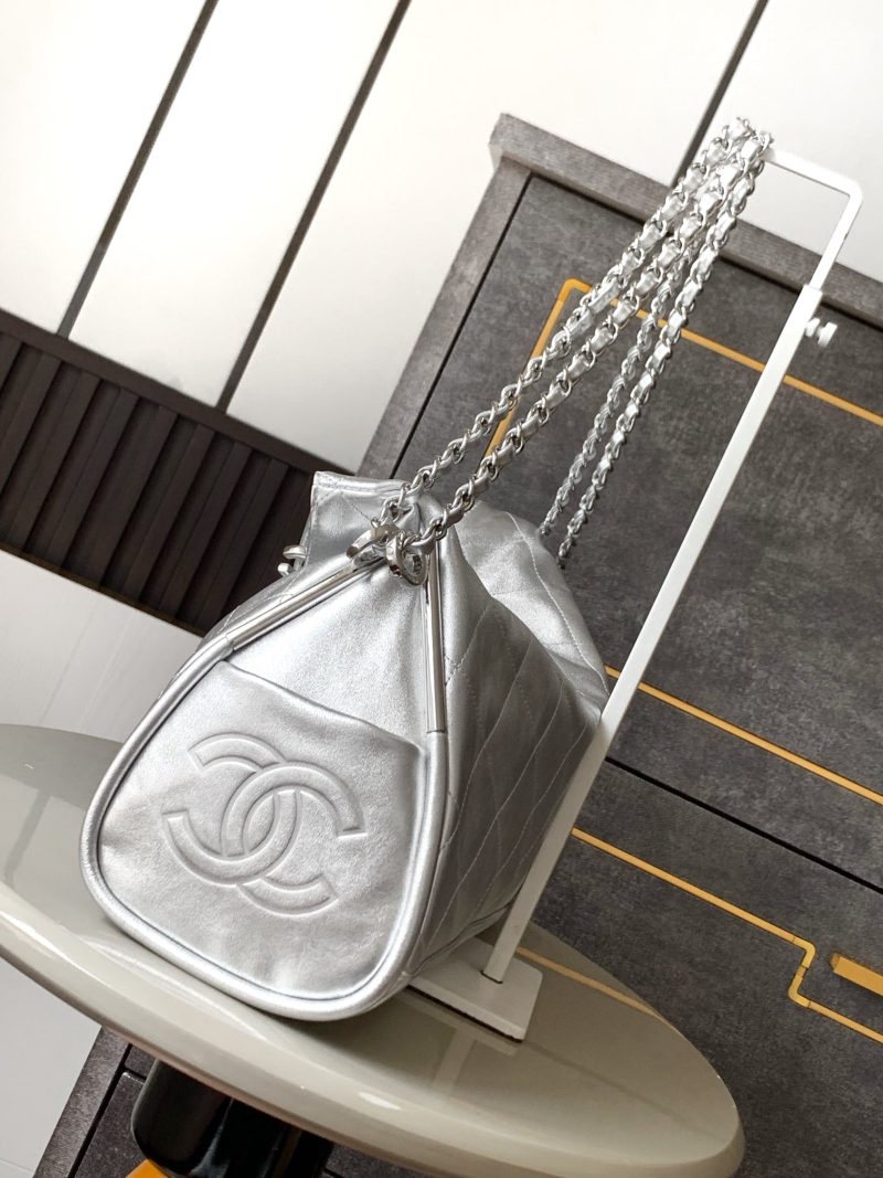 img_d0c94e6f_20241016_i1729083006_5843_0_jpg CC Vintage Hobo Bag 40cm Silver Metalic Lambskin Silver Hardware