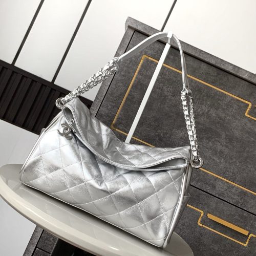 CC Vintage Hobo Bag 30cm Silver Metalic Lambskin Silver Hardware