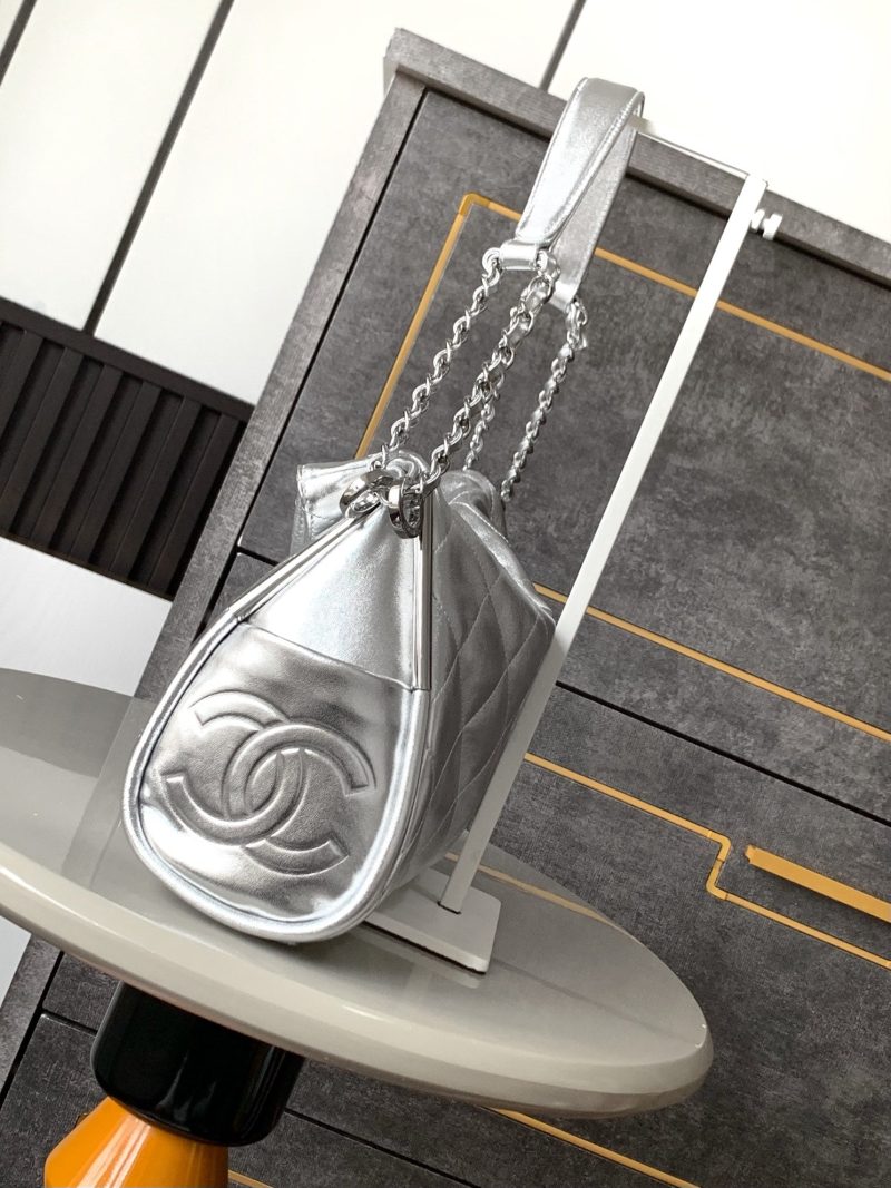 img_d0c94e6f_20241016_i1729083021_8947_8_jpg CC Vintage Hobo Bag 30cm Silver Metalic Lambskin Silver Hardware