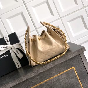 CC 25C Hobo Bags 20cm Beige Grained Calfskin