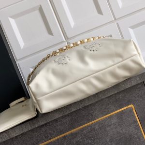 CC 25S Hobo Bag 30cm Cream Calfskin Gold Hardware