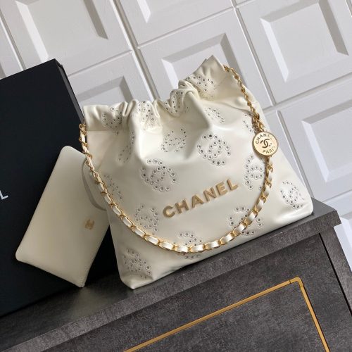 CC 25S Hobo Bag 30cm Cream Calfskin Gold Hardware