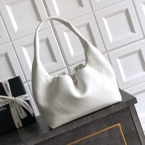 Chanel 26C Hobo Bag White Cowhide GHW 272332