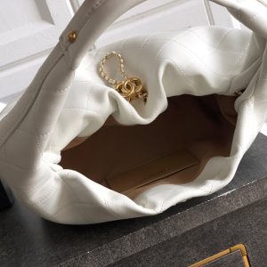 Chanel 26C Hobo Bag White Cowhide GHW 272332