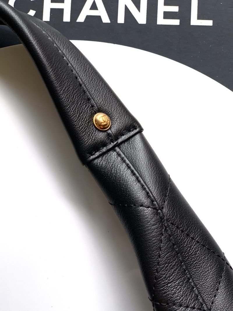 Chanel 26C Hobo Bag Black Cowhide GHW